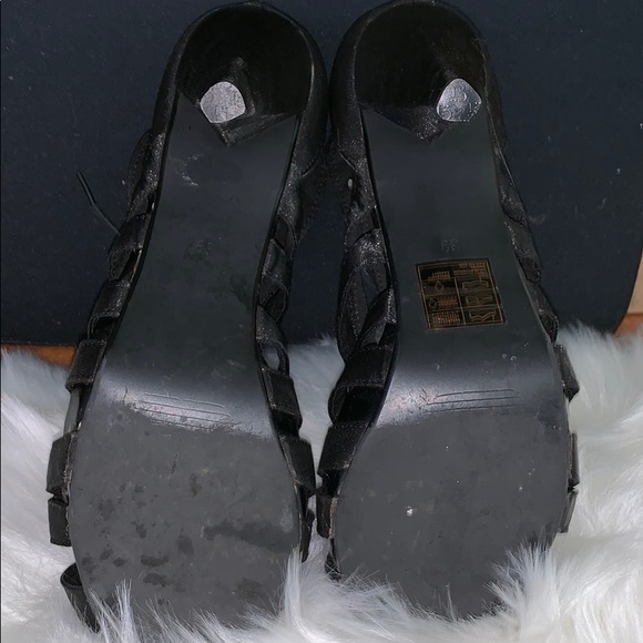 H&M | strapping heels - Picture 6 of 7